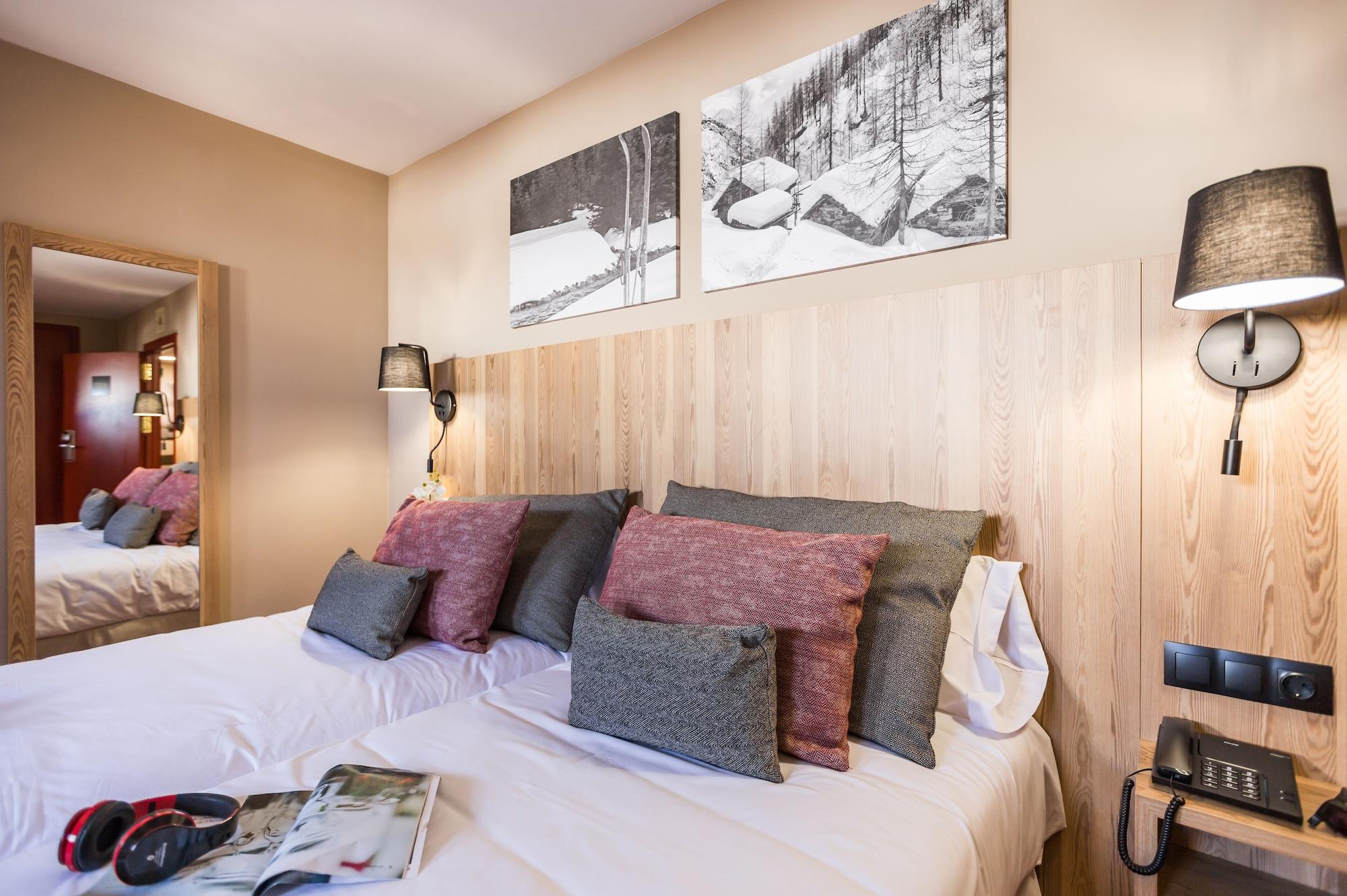 Hotel Grand Pas Pas De La Casa Luaran gambar