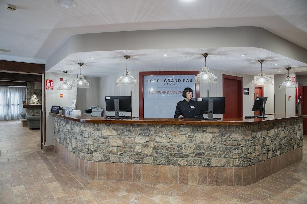 Hotel Grand Pas Pas De La Casa Luaran gambar