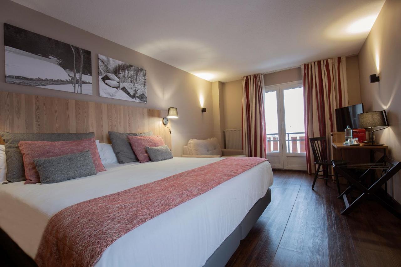 Hotel Grand Pas Pas De La Casa Luaran gambar
