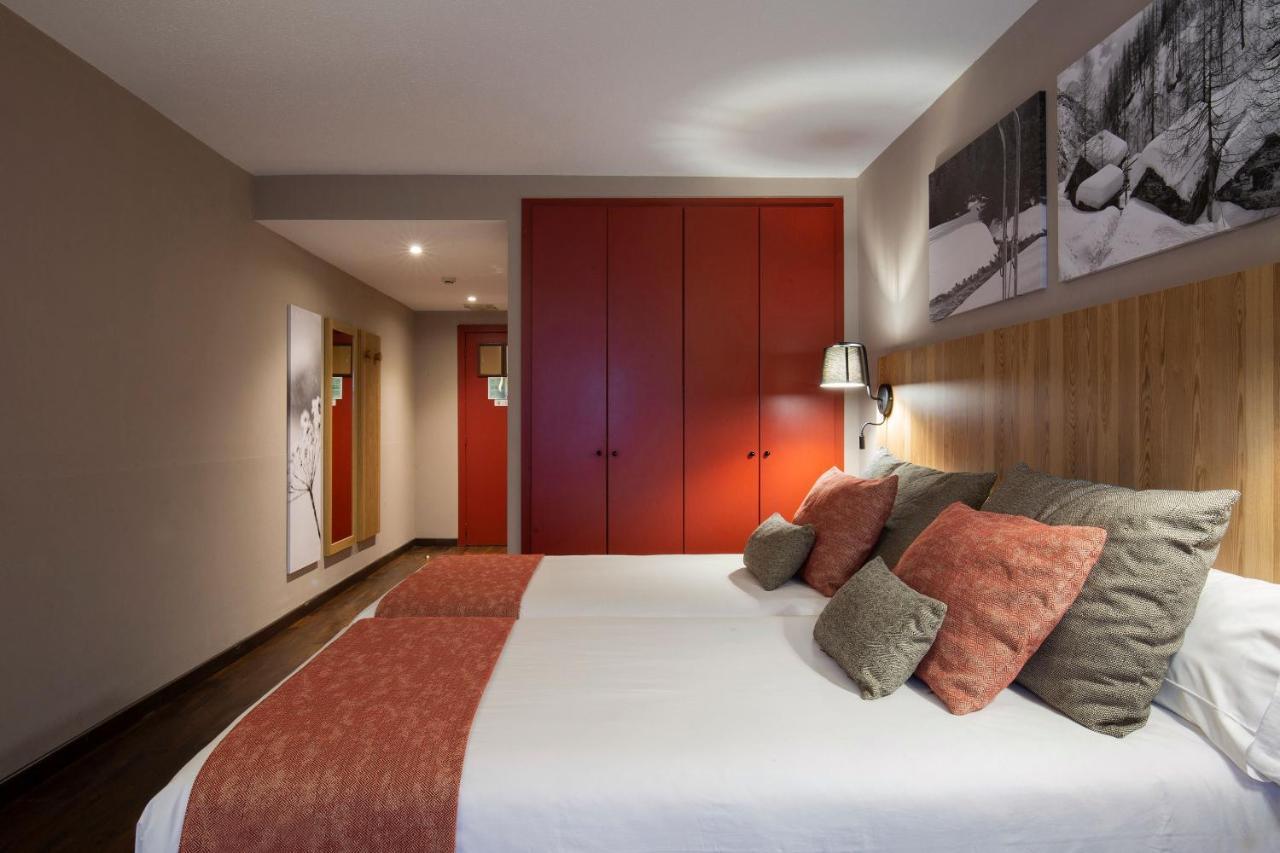 Hotel Grand Pas Pas De La Casa Luaran gambar