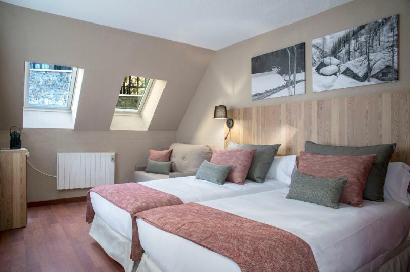 Hotel Grand Pas Pas De La Casa Luaran gambar